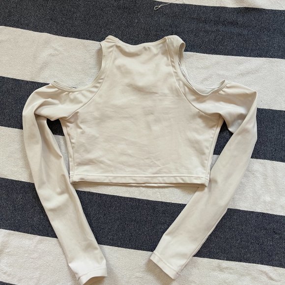 Balera Cold Shoulder long sleeve crop top Child Size MC - Picture 2 of 3